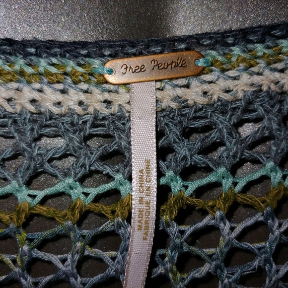 Free People Crocheted Sweater - B2 - Picture 5 of 6